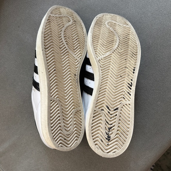 ADIDAS LACELESS SHOES WHITE - Picture 5 of 6